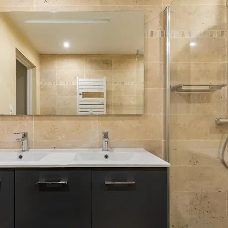 Appartement Tout Confort Avec Jacuzzi Privatif , Centre Loudenvielle * Loudenvielle